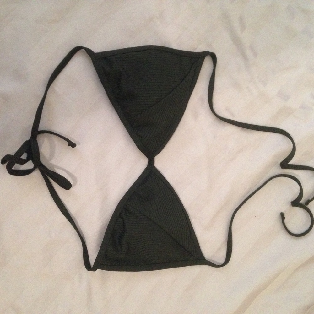 Black triangle bikini top